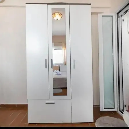 Xrisanthi Corfu Port 1