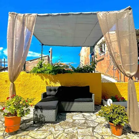 Apartment Xrisanthi Corfu Port 1 *